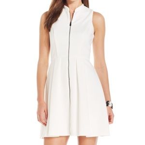 VINCE CAMUTO Exposed Front Zipper Dress